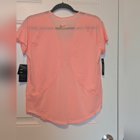 Nike Dri-Fit Shirt - Picture 2 of 4